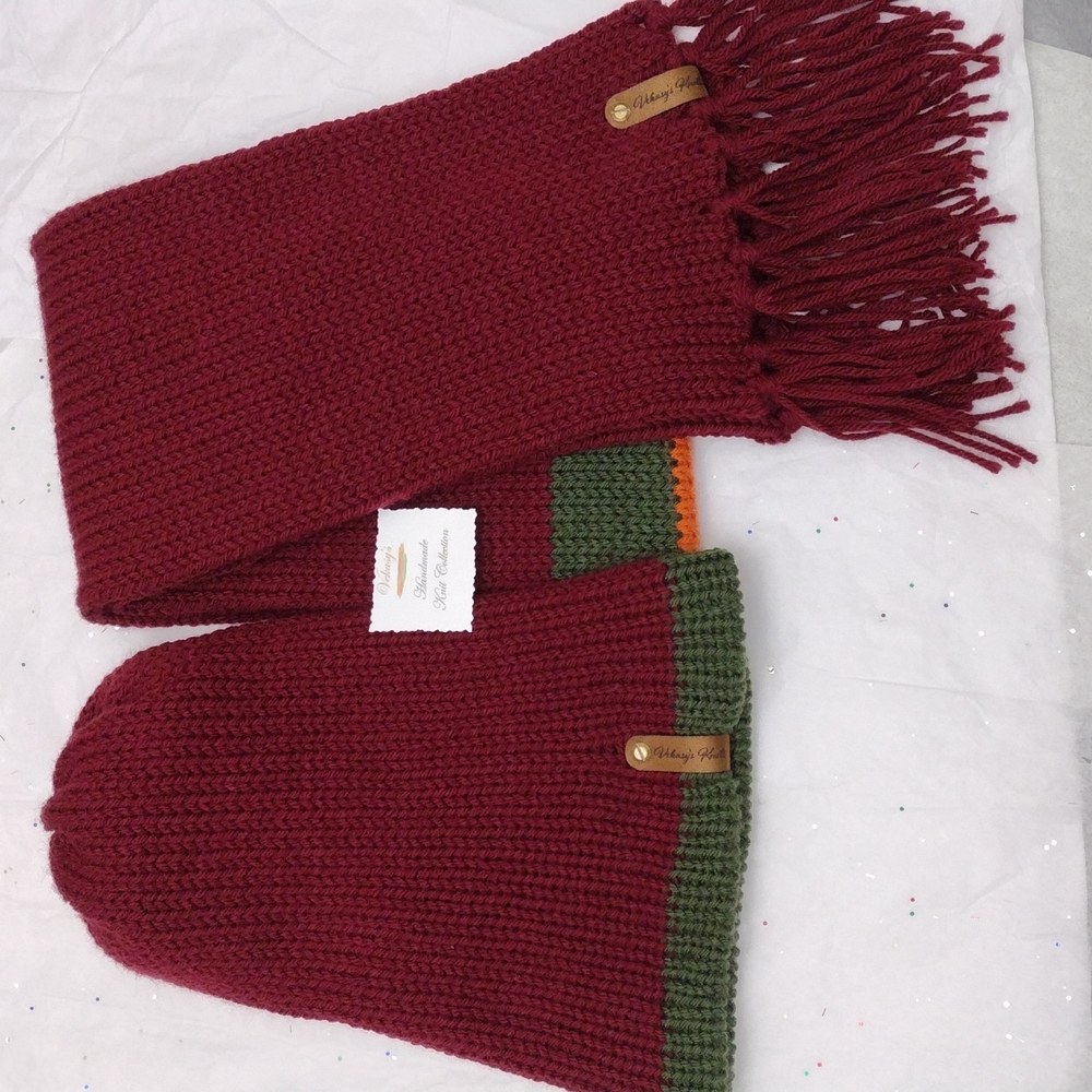 Freesia Knit Reversible Beanie and Scarf Set (Item # 905)